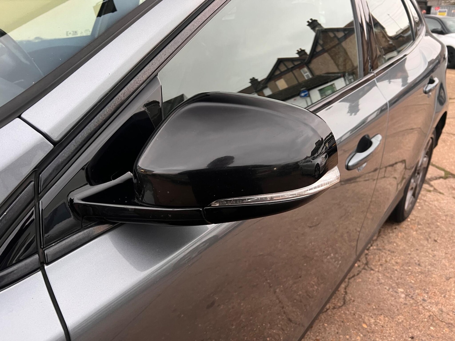 Used Volvo V40 2014 for sale - 77050039: Photo 24