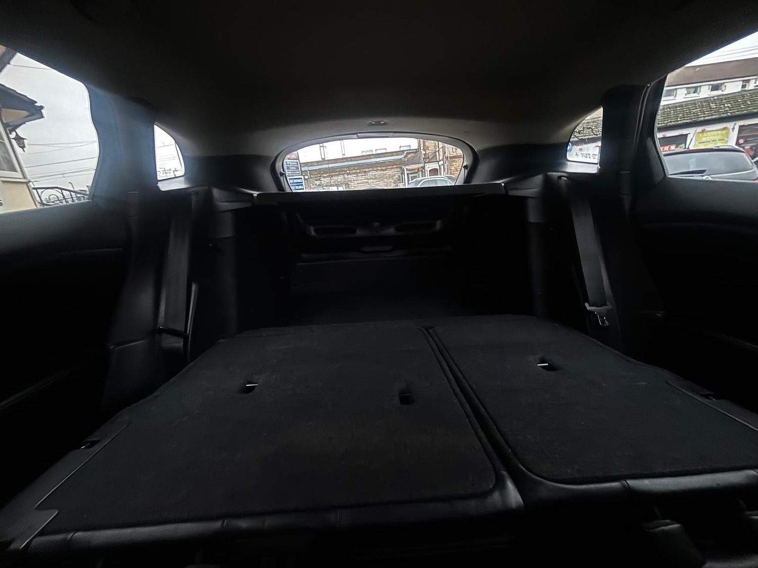 Used Volvo V40 2014 for sale - 77050039: Photo 31