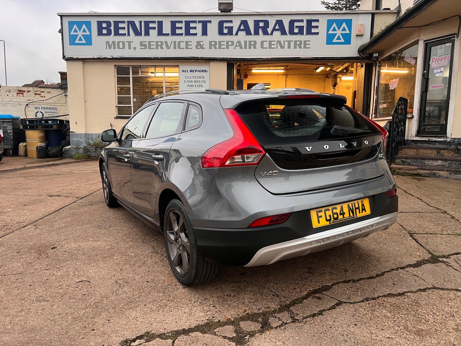 Used Volvo V40 2014 for sale - 77050039: Photo 4
