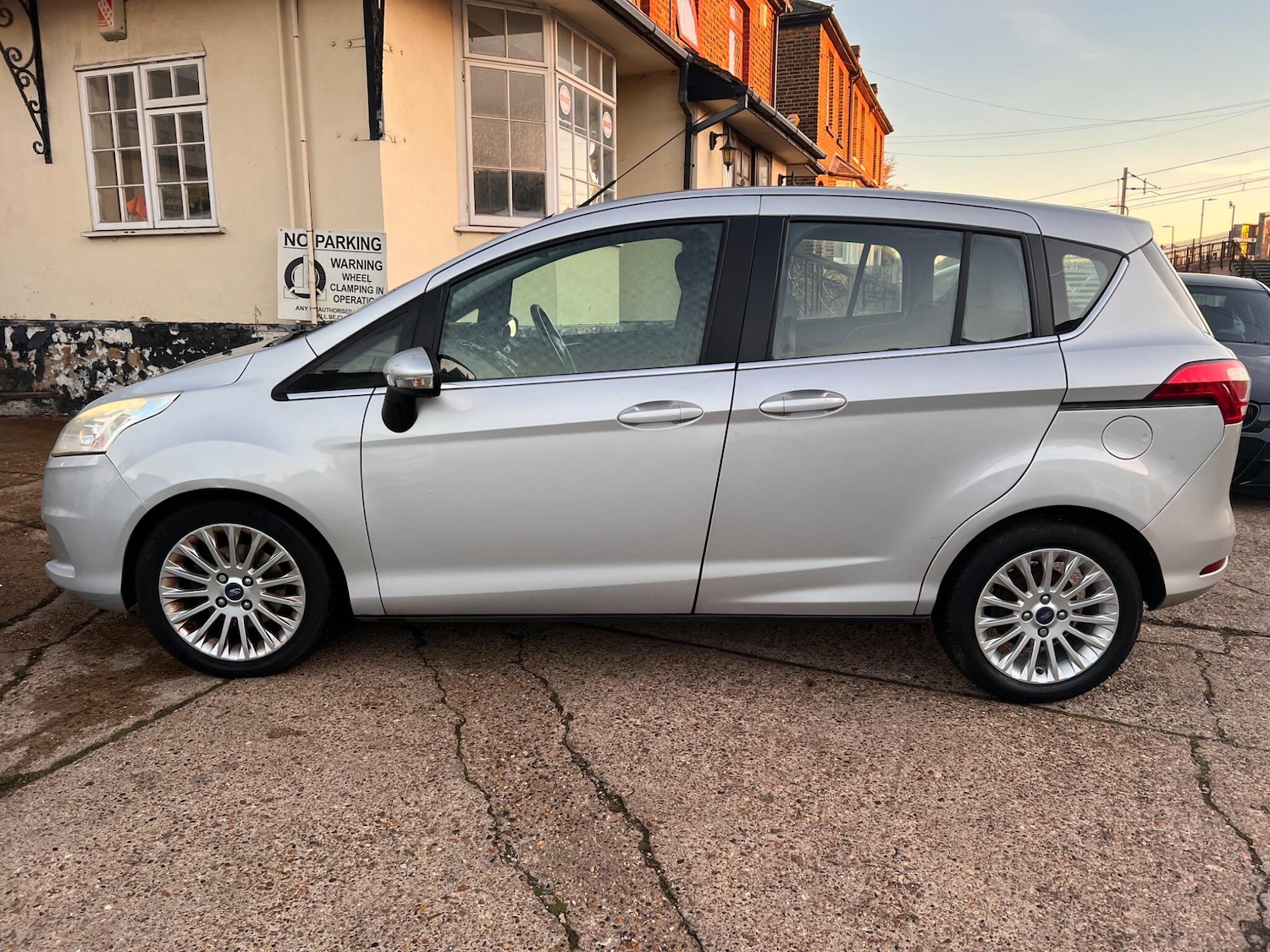 Used Ford B-MAX 2014 for sale - 76689624: Photo 6