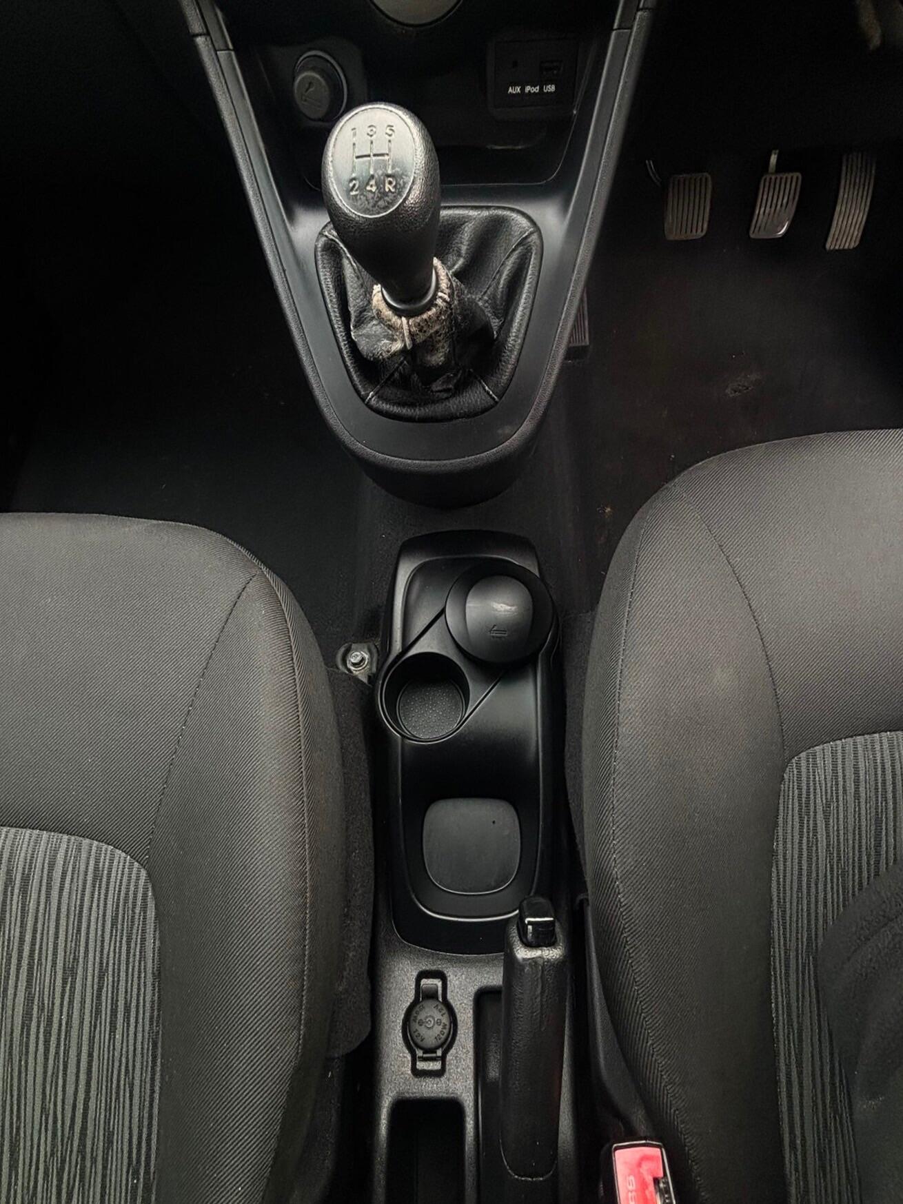 Used Hyundai i10 for sale - 78007351: Photo 11