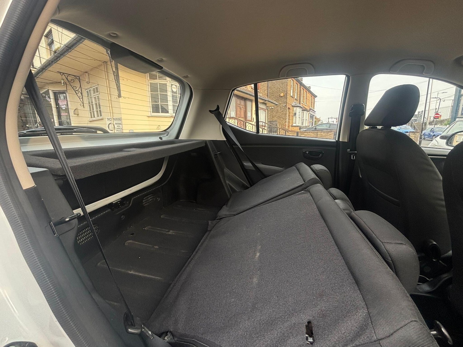 Used Hyundai i10 for sale - 78007351: Photo 13