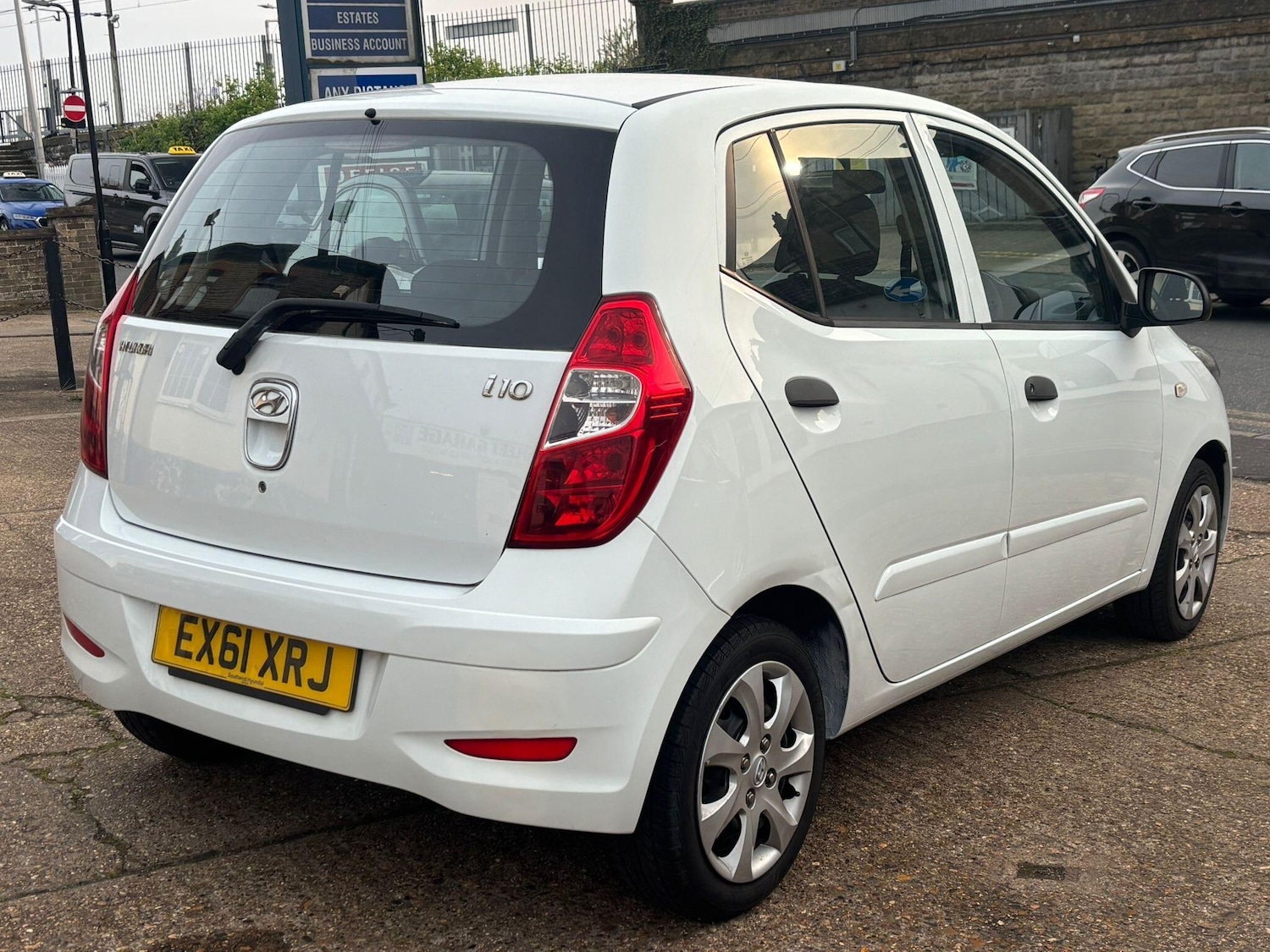 Used Hyundai i10 for sale - 78007351: Photo 8