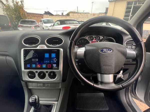Used Ford Focus 2009 for sale - 76238686: Photo 10