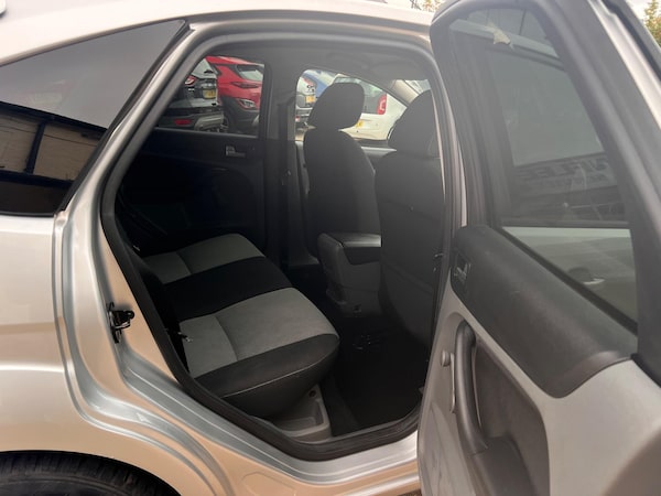 Used Ford Focus 2009 for sale - 76238686: Photo 16
