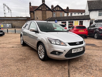 2009 (09) - 1.6 Zetec 5dr