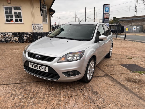 Used Ford Focus 2009 for sale - 76238686: Photo 3