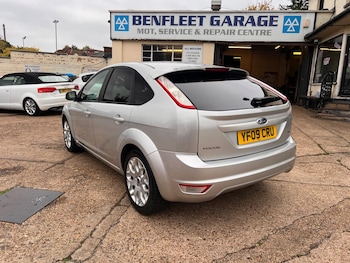 Used Ford Focus 2009 for sale - 76238686: Photo 4