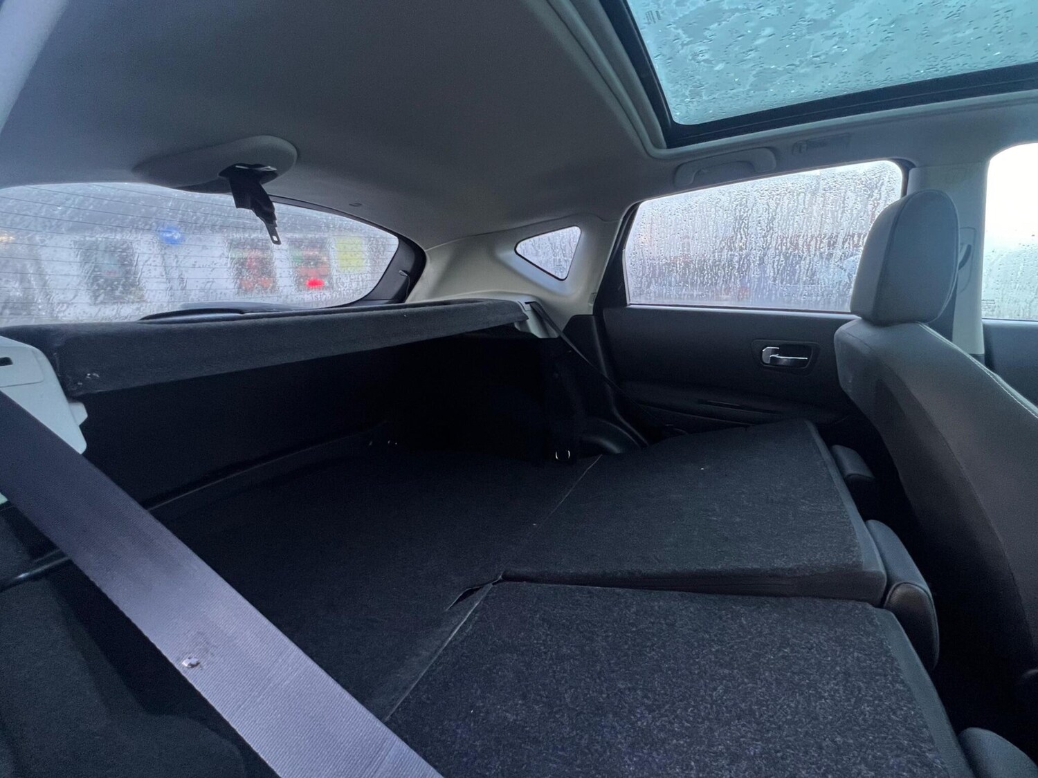 Used Nissan Qashqai 2010 for sale - 77400498: Photo 17