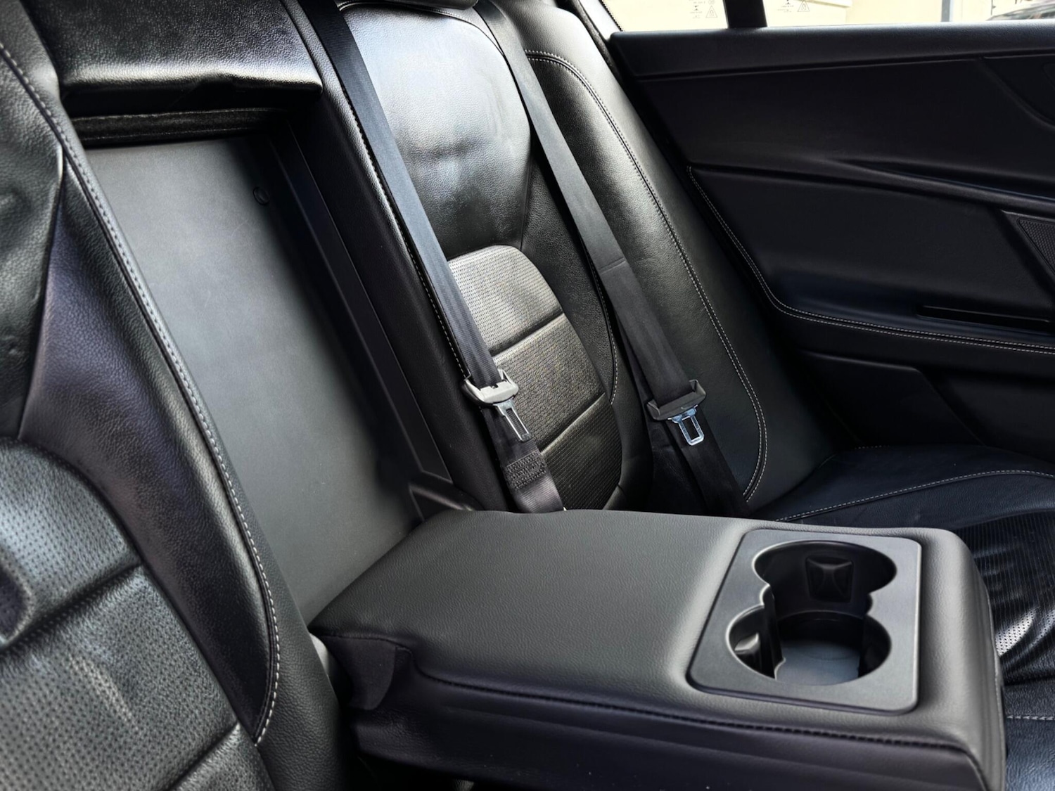 Used Jaguar XE 2015 for sale - 78058347: Photo 12