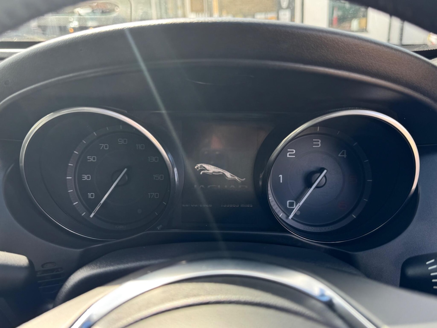 Used Jaguar XE 2015 for sale - 78058347: Photo 23