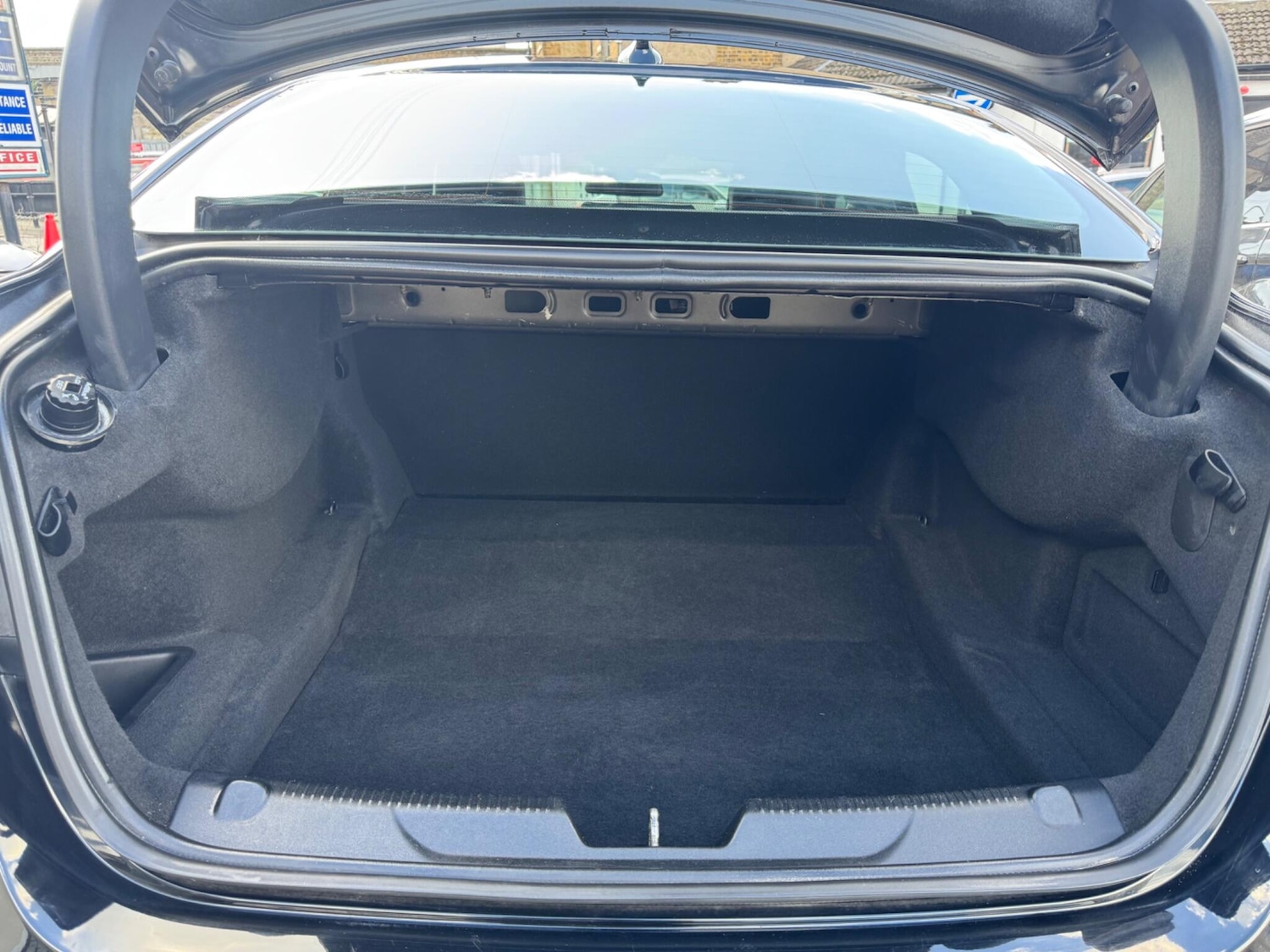 Used Jaguar XE 2015 for sale - 78058347: Photo 25