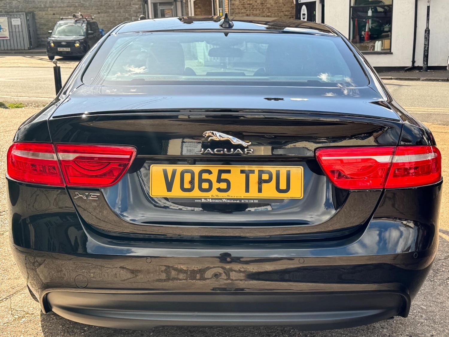 Used Jaguar XE 2015 for sale - 78058347: Photo 7