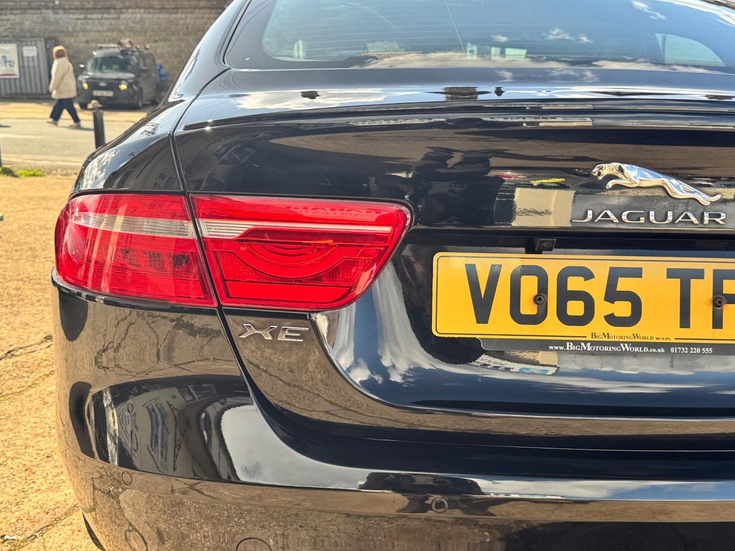 Used Jaguar XE 2015 for sale - 78058347: Photo 8