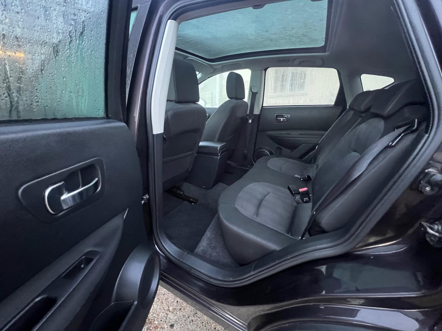 Used Nissan Qashqai 2010 for sale - 77029062: Photo 15