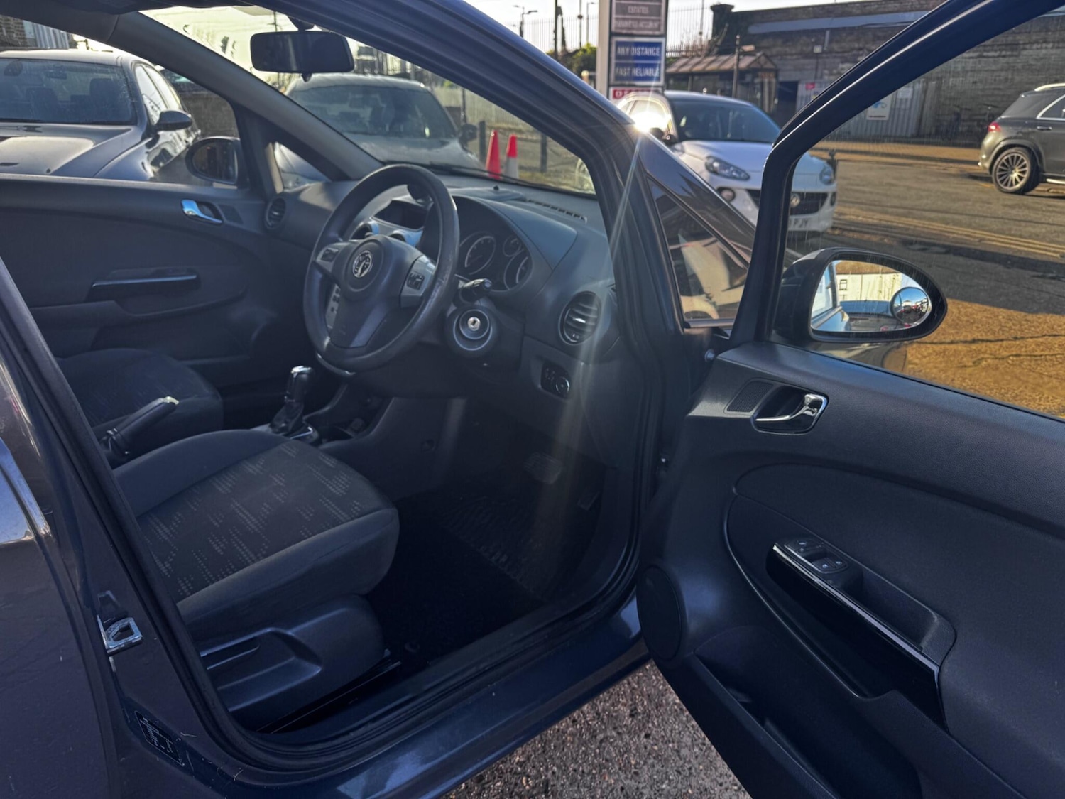 Used Vauxhall Corsa 2014 for sale - 77611432: Photo 15