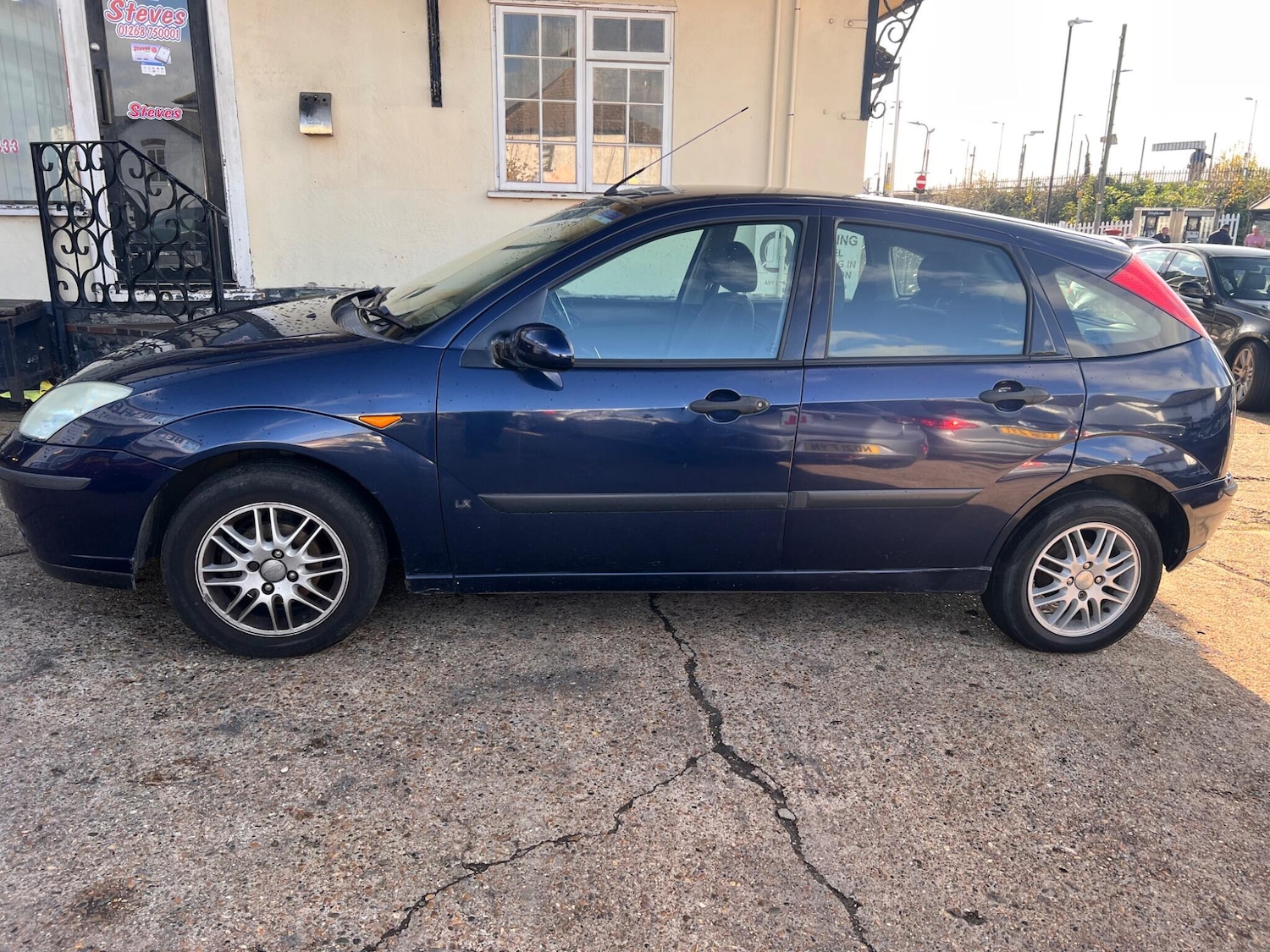 Used Ford Focus 2003 for sale - 76441025: Photo 4