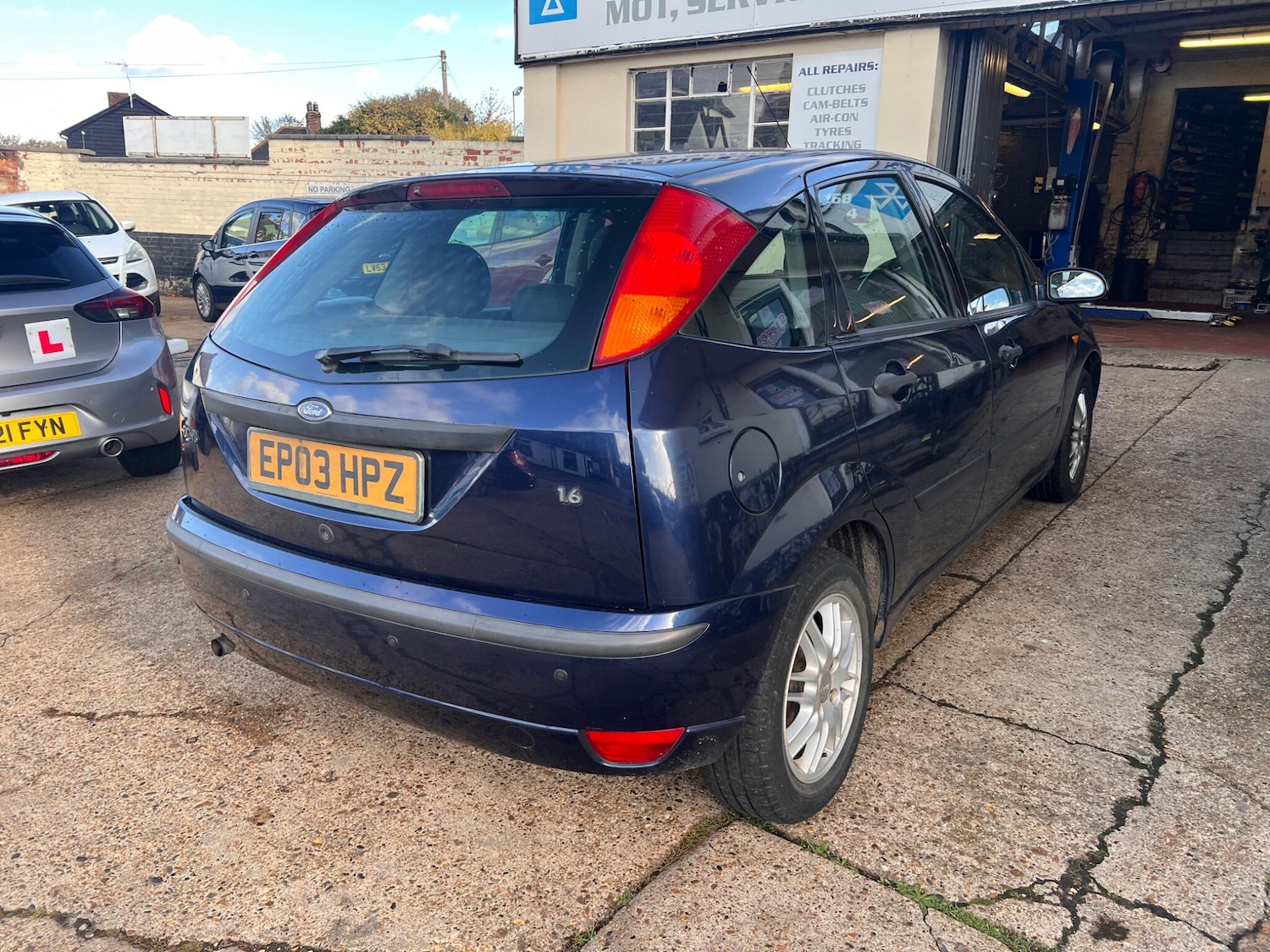 Used Ford Focus 2003 for sale - 76441025: Photo 9