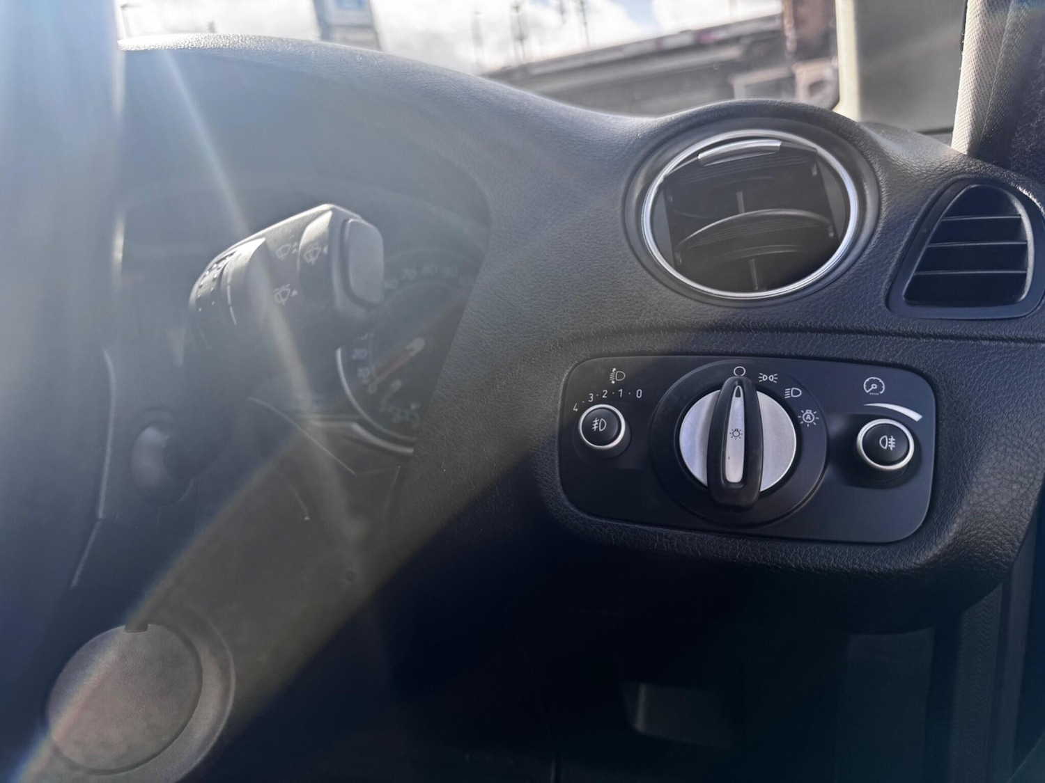 Used Ford Galaxy 2010 for sale - 77683614: Photo 19