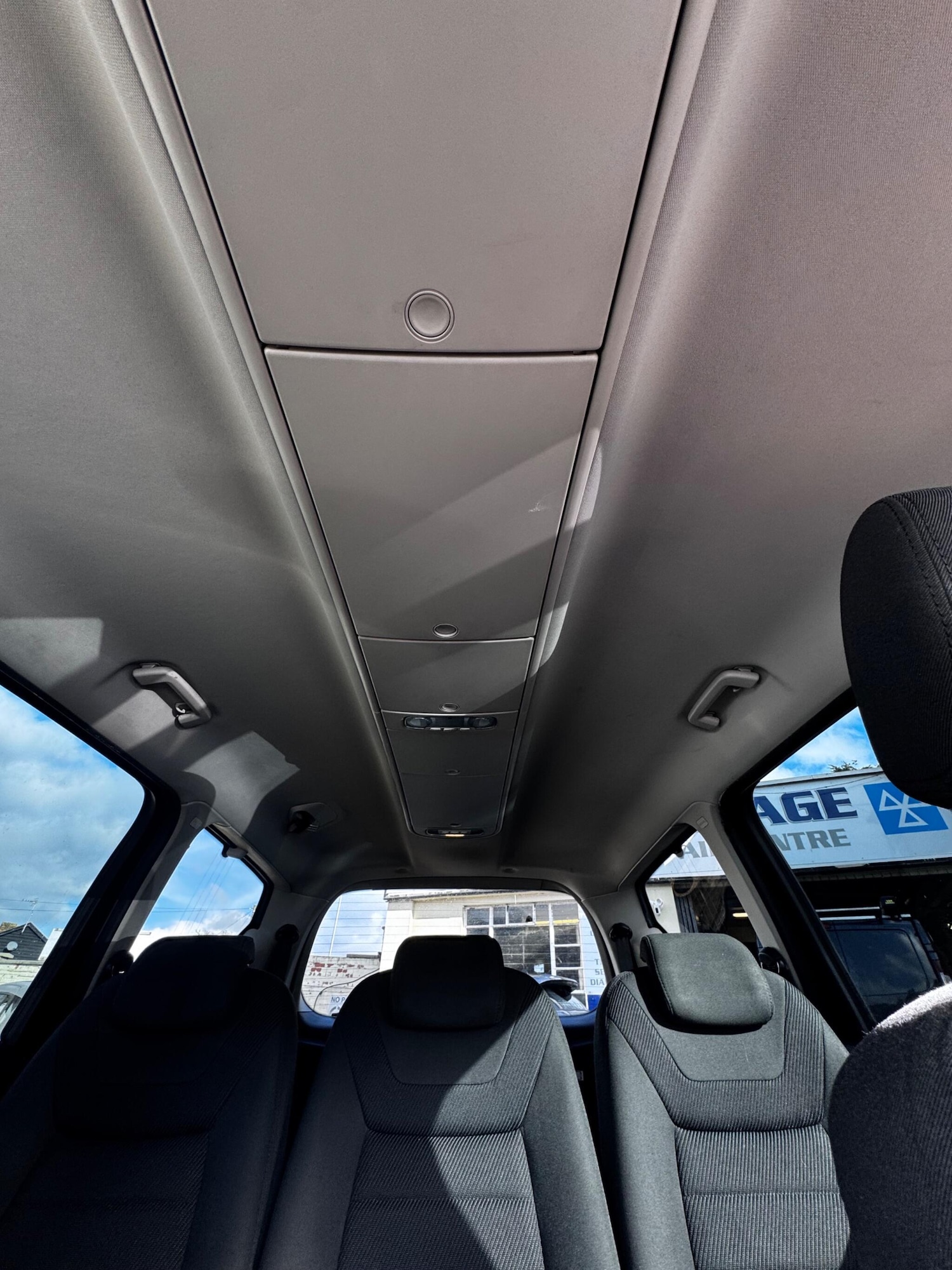 Used Ford Galaxy 2010 for sale - 77683614: Photo 28