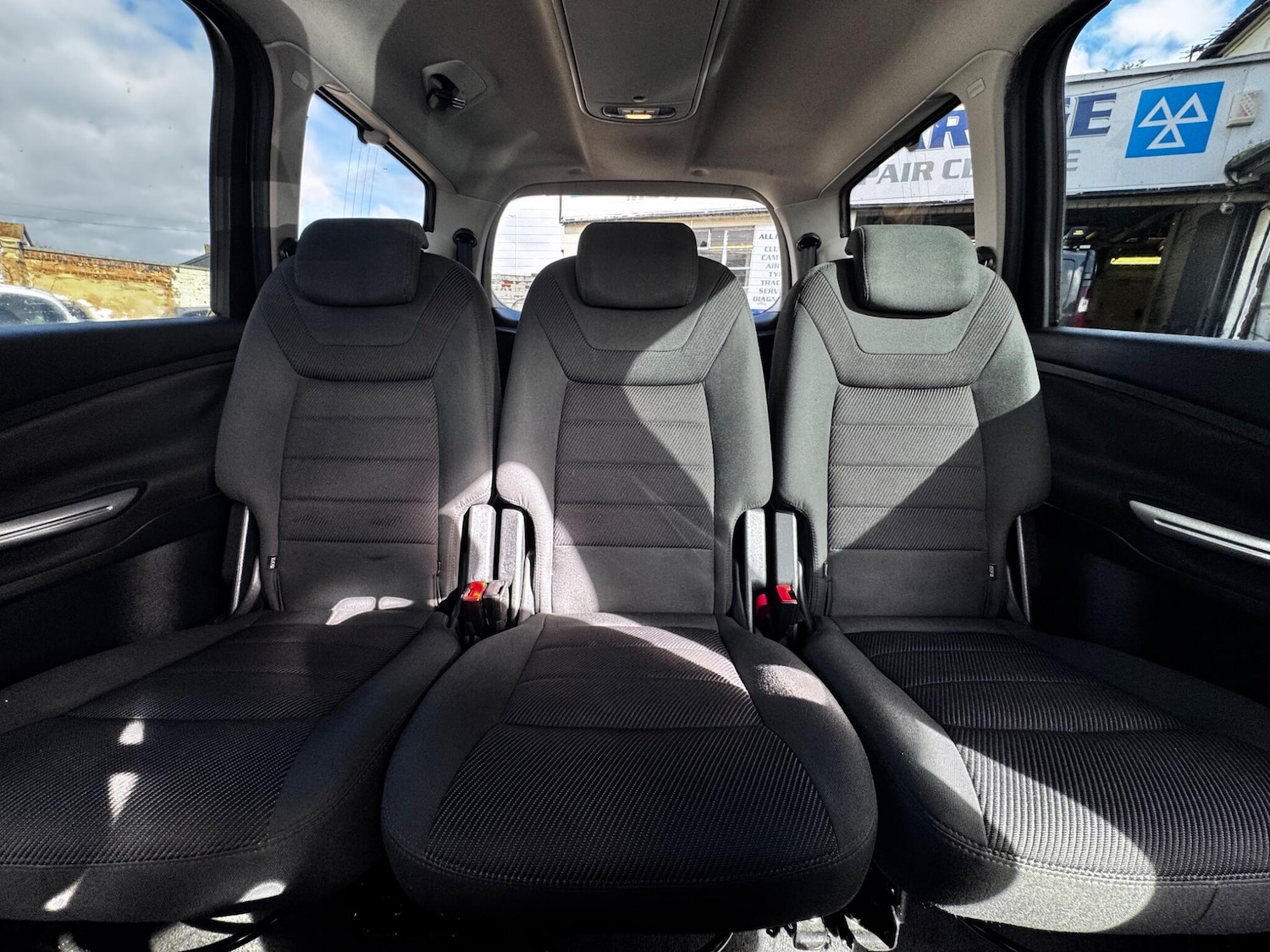 Used Ford Galaxy 2010 for sale - 77683614: Photo 29