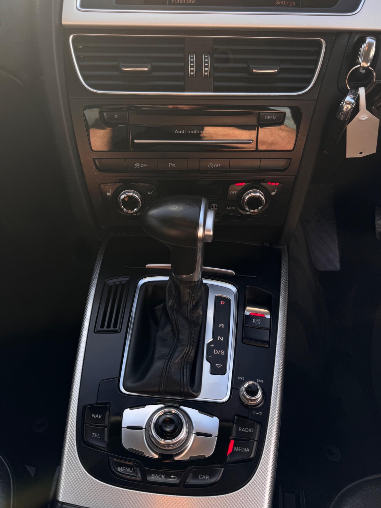 Used Audi A4 2015 for sale - 77395982: Photo 11