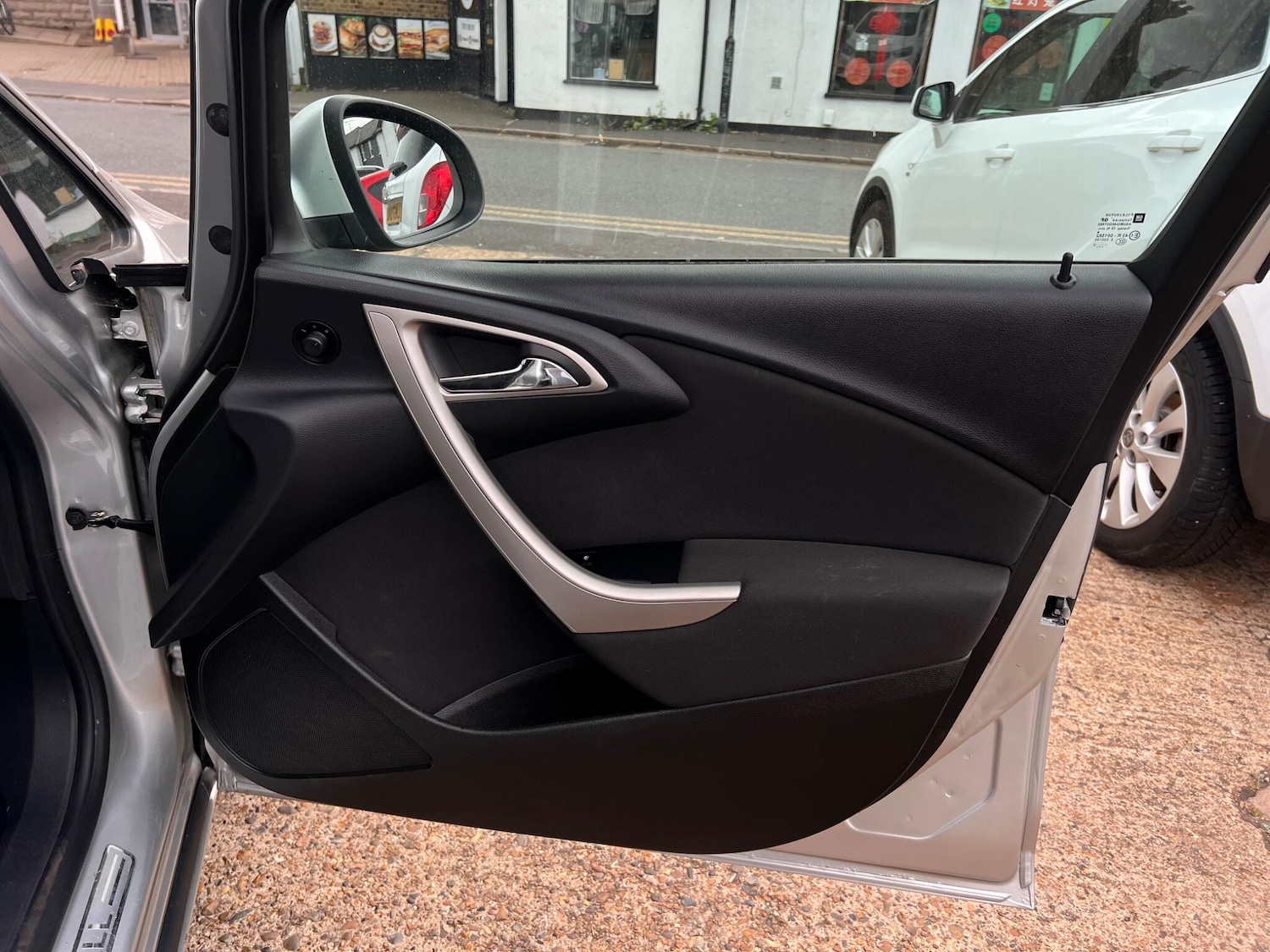 Used Vauxhall Astra 2010 for sale - 76440691: Photo 17