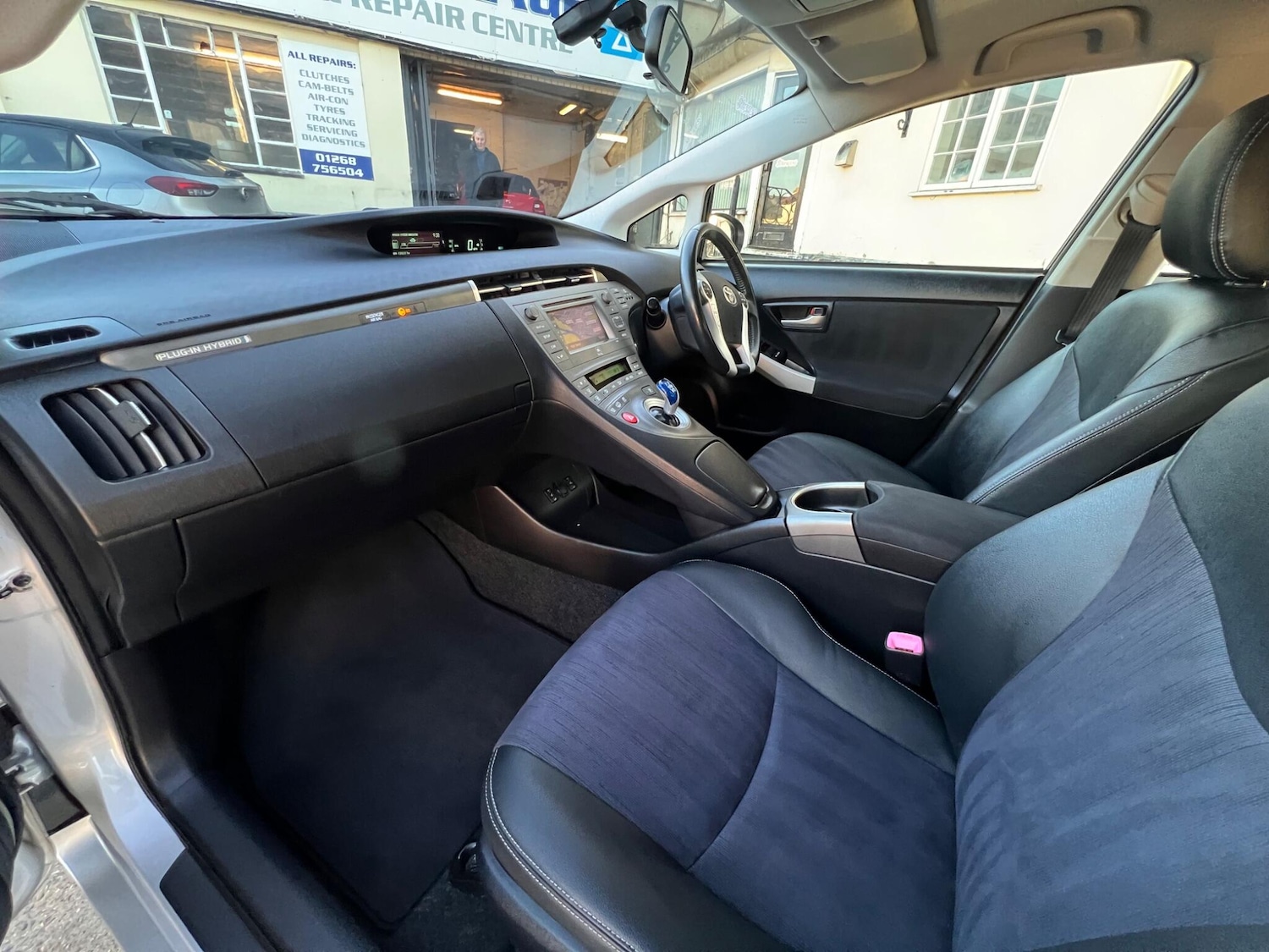 Used Toyota Prius 2012 for sale - 76936454: Photo 13