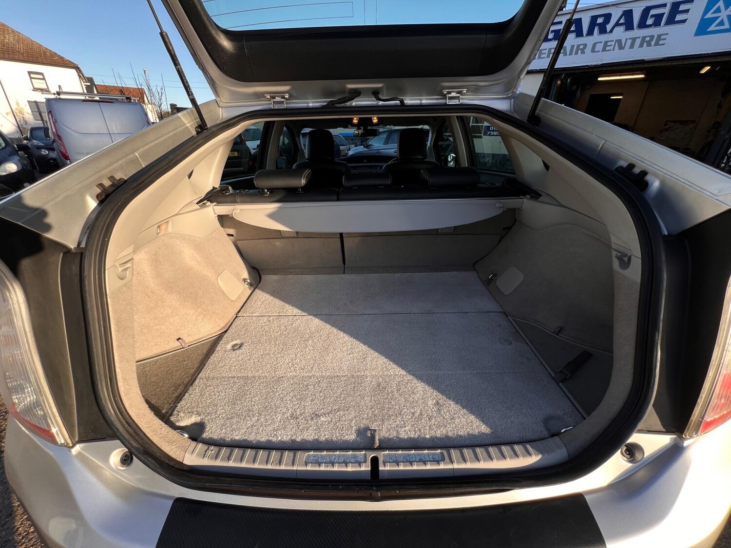 Used Toyota Prius 2012 for sale - 76936454: Photo 25