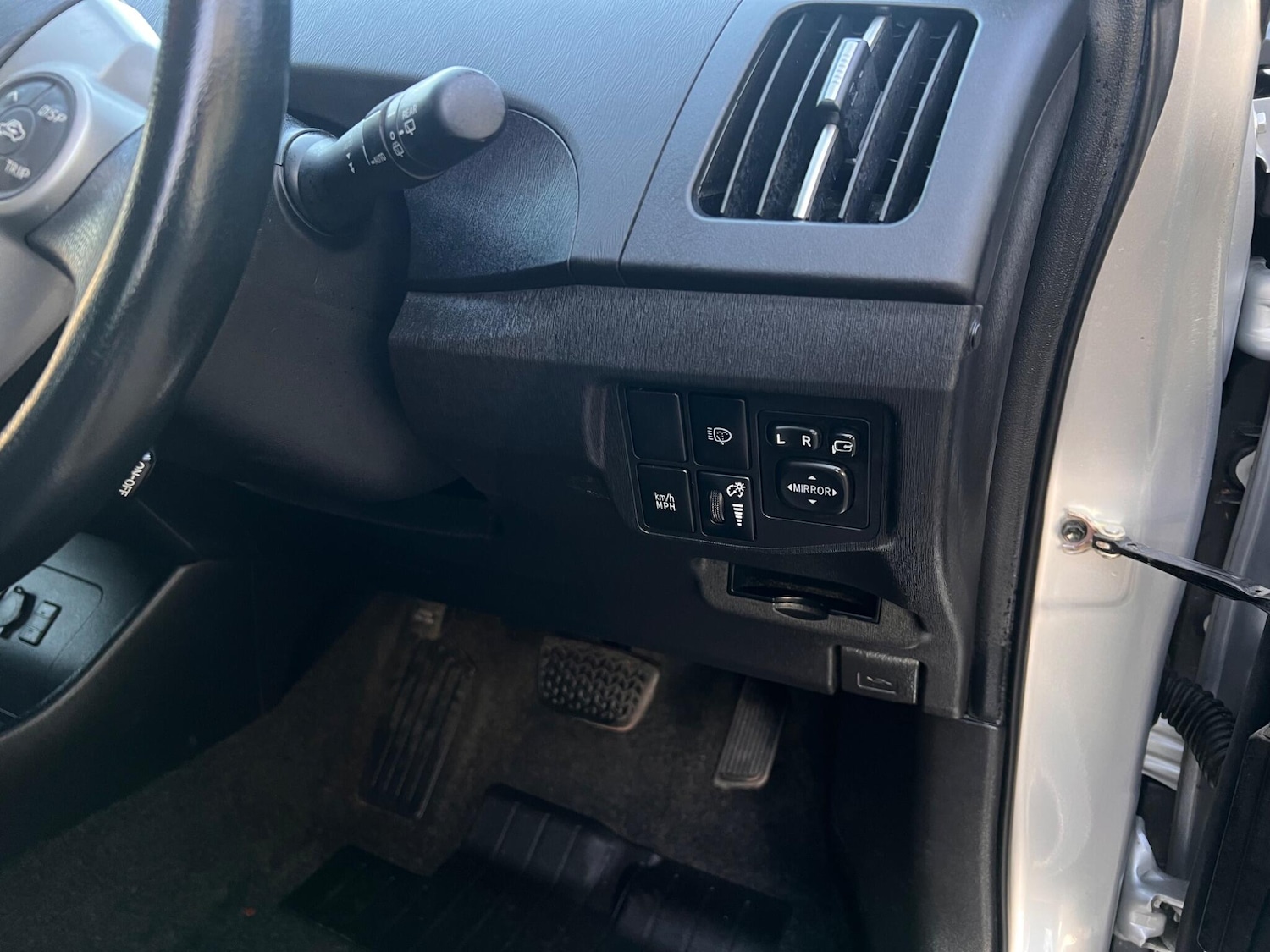 Used Toyota Prius 2012 for sale - 76936454: Photo 31