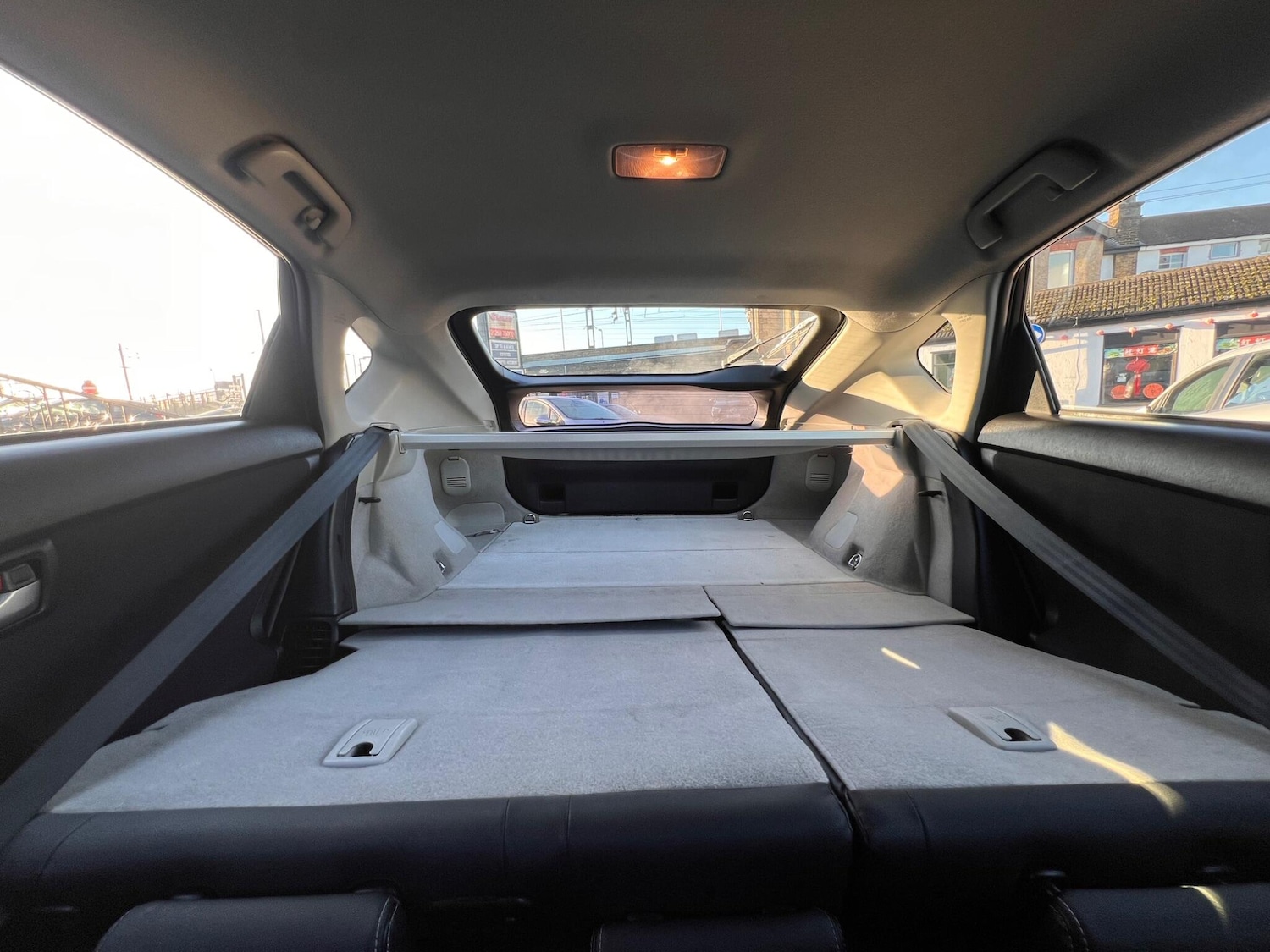 Used Toyota Prius 2012 for sale - 76936454: Photo 35