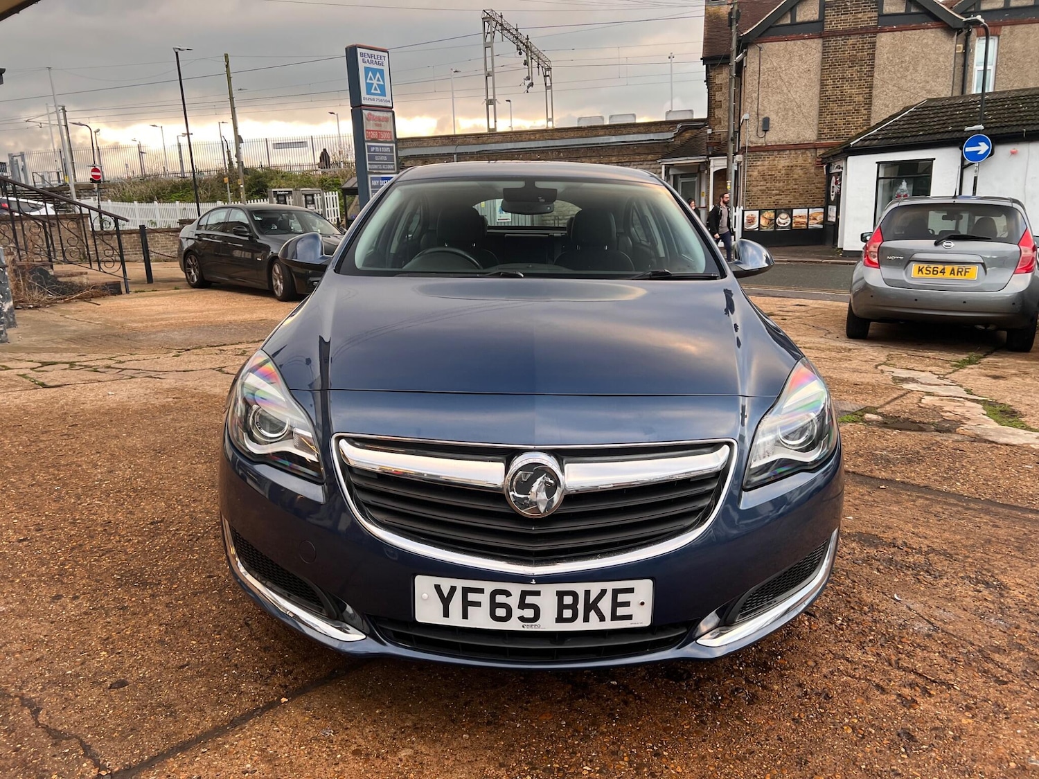 Used Vauxhall Insignia 2015 for sale - 76688779: Photo 2