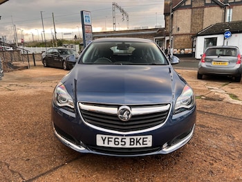 Used Vauxhall Insignia 2015 for sale - 76688779: Photo
