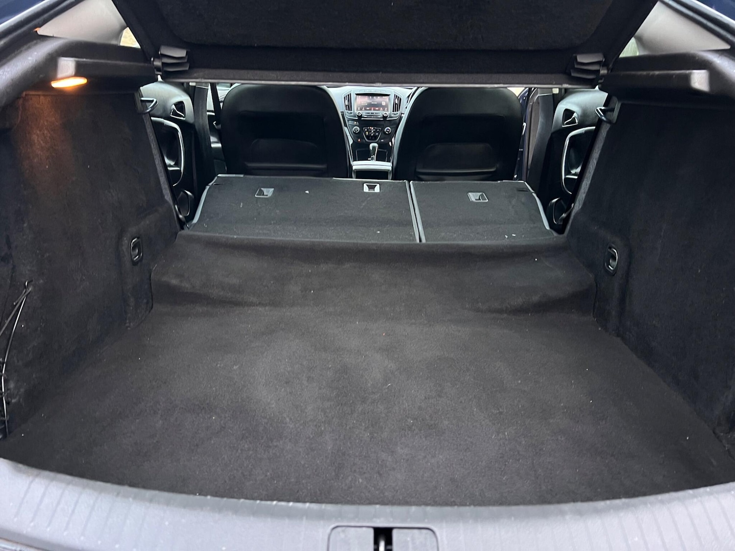 Used Vauxhall Insignia 2015 for sale - 76688779: Photo 30