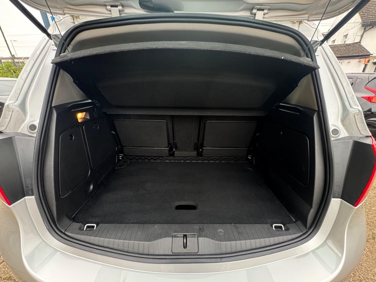 Used Vauxhall Meriva 2013 for sale - 78204517: Photo 35