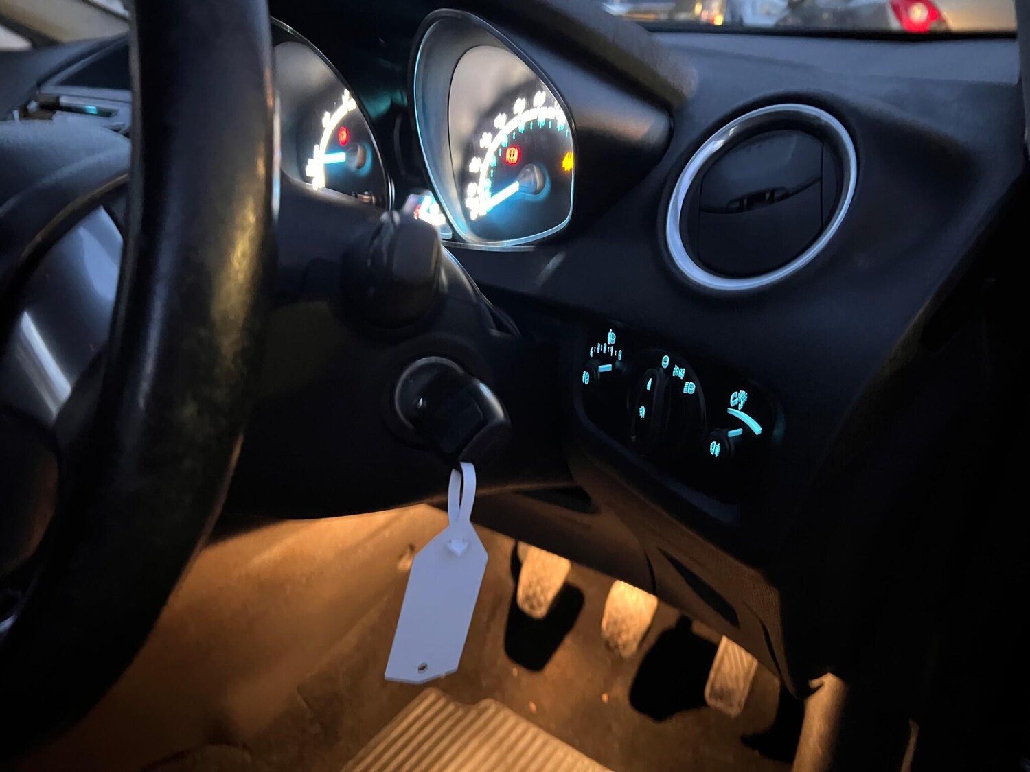 Used Ford Fiesta 2013 for sale - 76644909: Photo 32