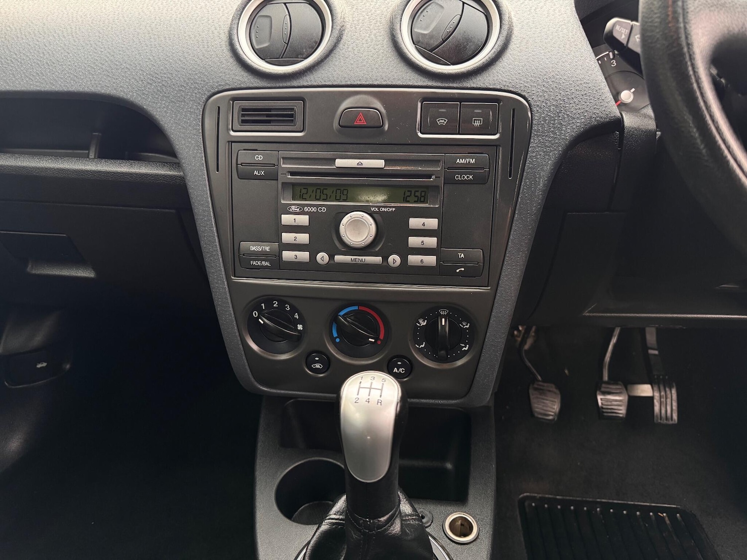 Used Ford Fusion 2009 for sale - 77291193: Photo 27