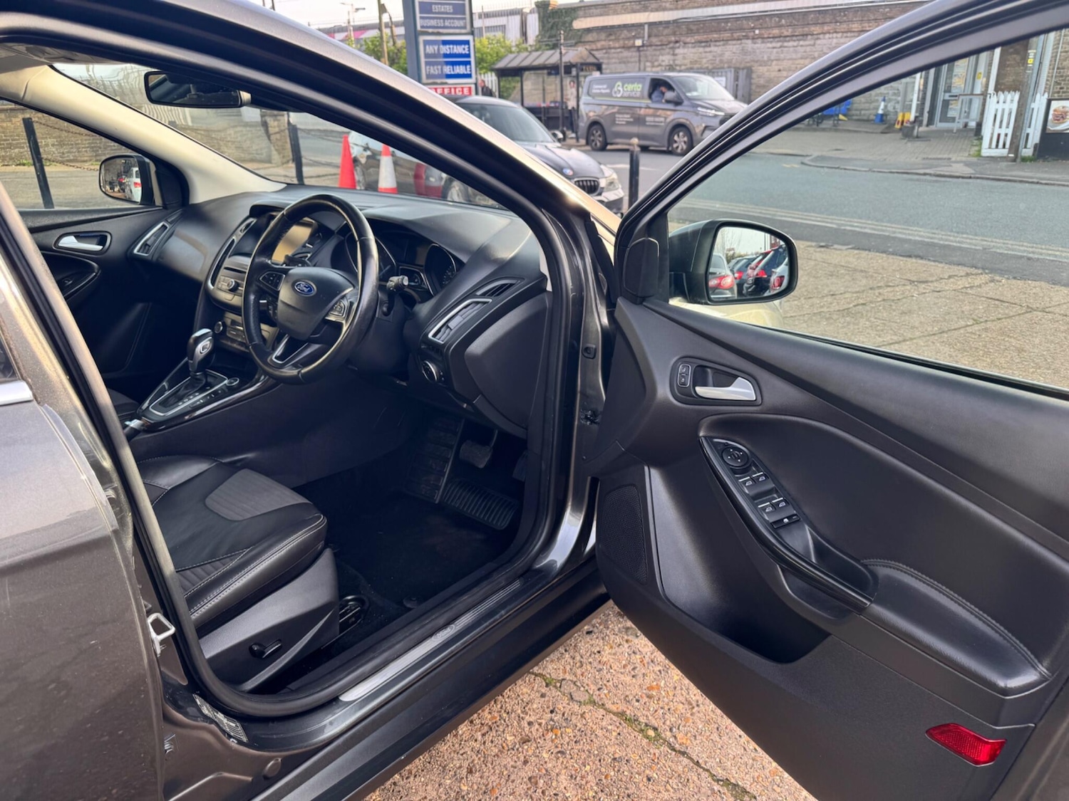 Used Ford Focus 2015 for sale - 77993229: Photo 17