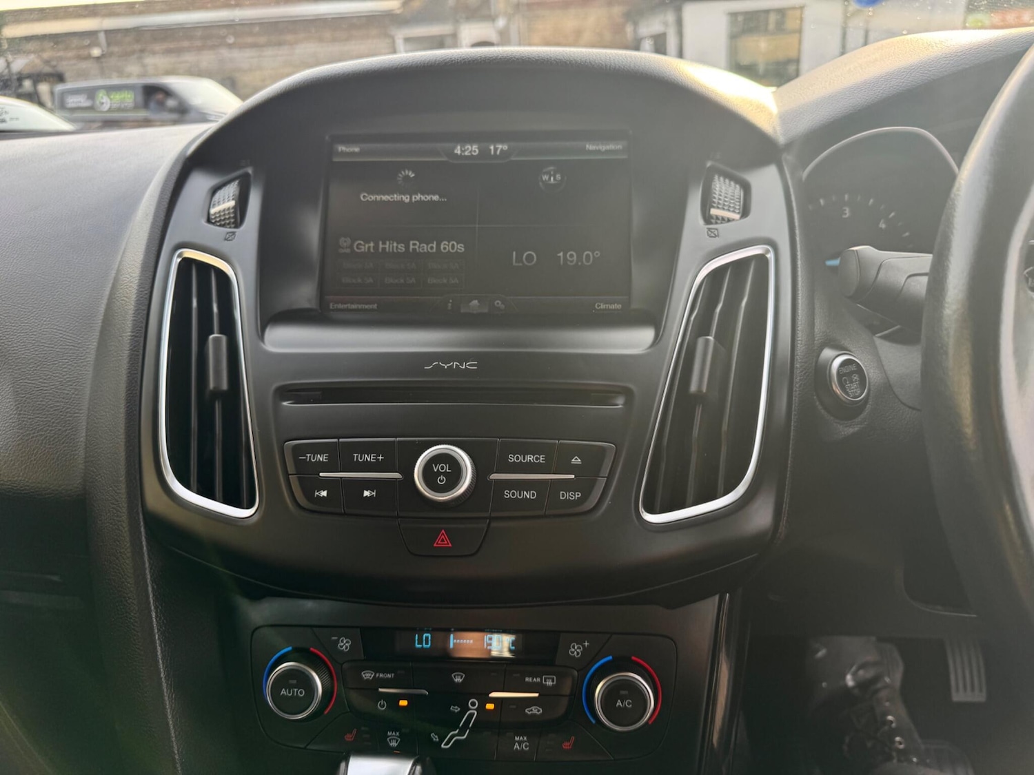 Used Ford Focus 2015 for sale - 77993229: Photo 19