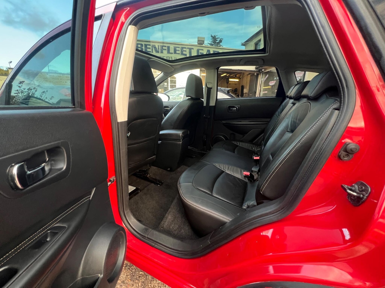 Used Nissan Qashqai 2009 for sale - 76388049: Photo 15