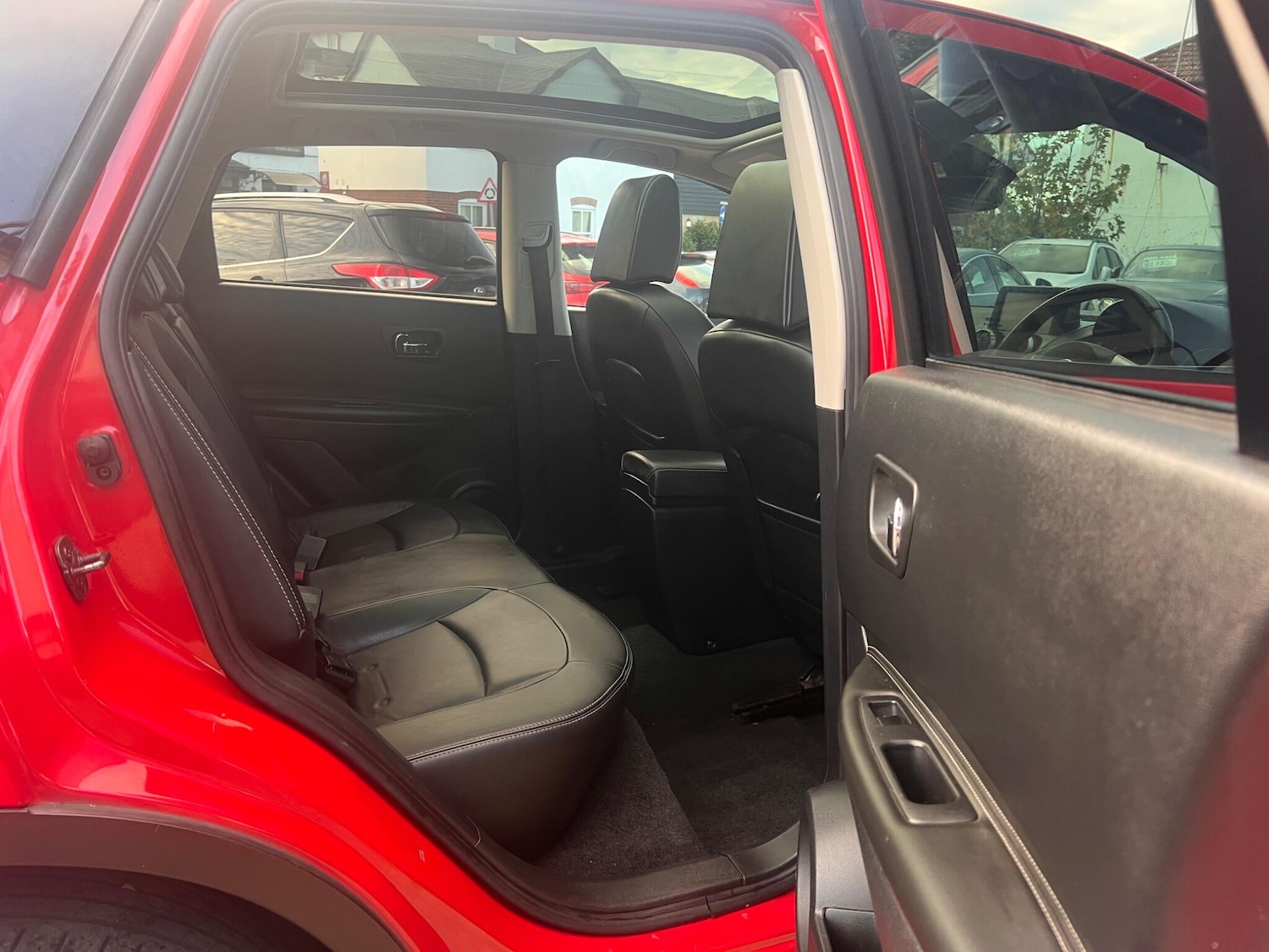 Used Nissan Qashqai 2009 for sale - 76388049: Photo 16