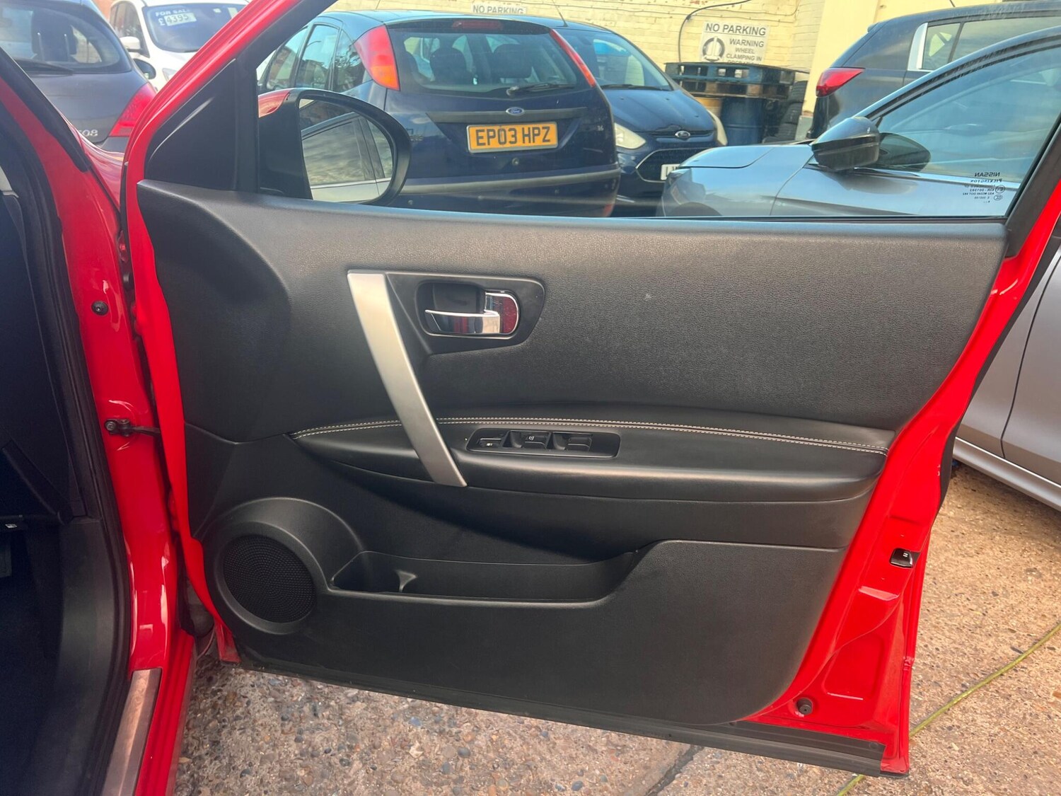 Used Nissan Qashqai 2009 for sale - 76388049: Photo 17