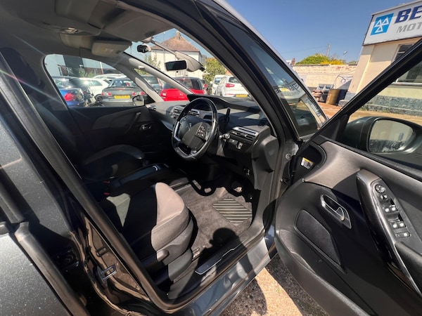 Used Citroen C4 Grand Picasso 2017 for sale - 76166736: Photo 13