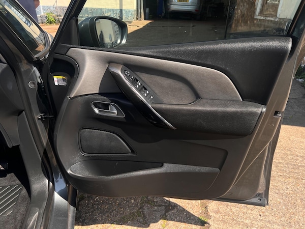 Used Citroen C4 Grand Picasso 2017 for sale - 76166736: Photo 27