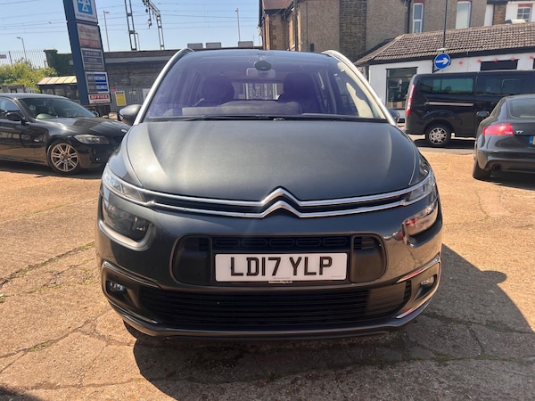 Used Citroen C4 Grand Picasso 2017 for sale - 76166736: Photo 2