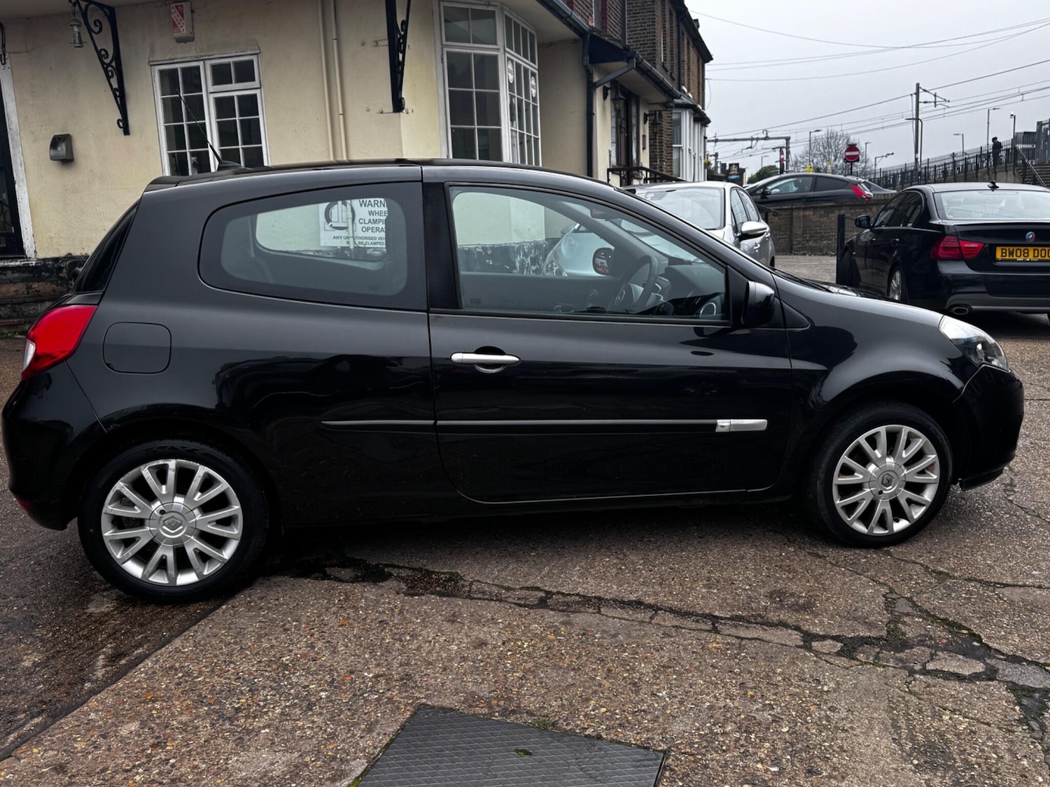 Used Renault Clio 2010 for sale - 77783177: Photo 10