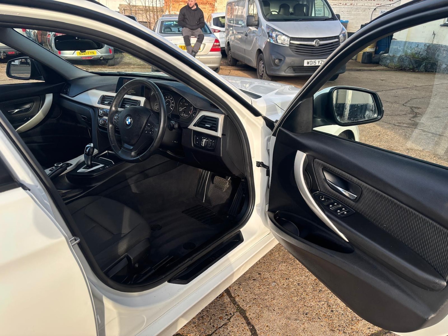 Used BMW 3 Series 2016 for sale - 77191217: Photo 32