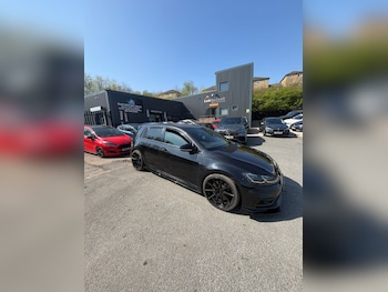 Used Volkswagen Golf 2019 for sale - 78182938: Photo