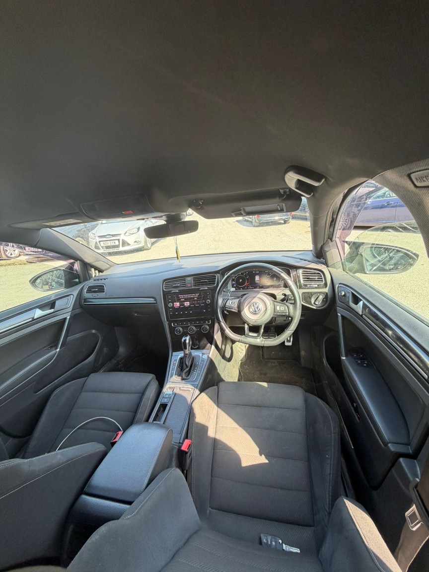 Used Volkswagen Golf 2019 for sale - 78182938: Photo 8