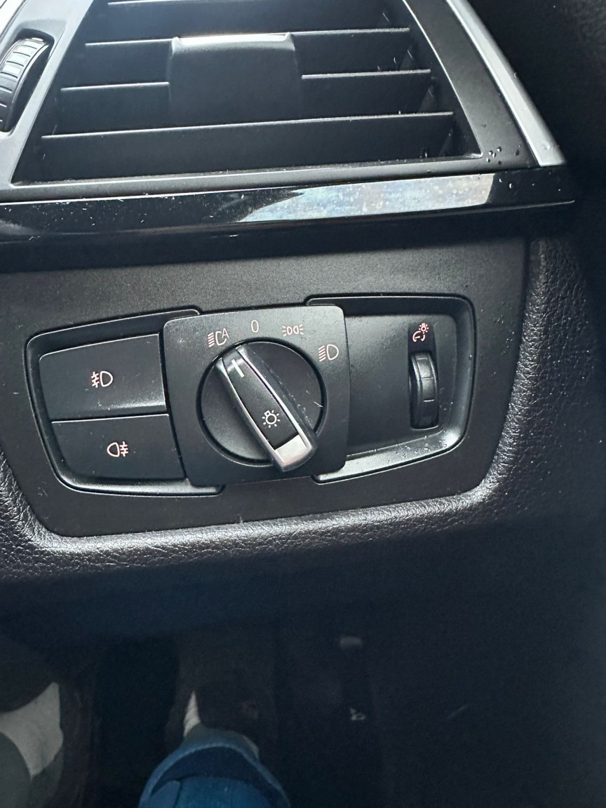 Used BMW 3 Series 2017 for sale - 77508480: Photo 17